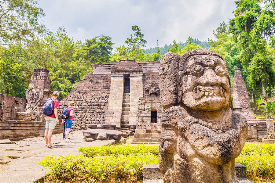 wisata di tawangmangu - Candi Sukuh