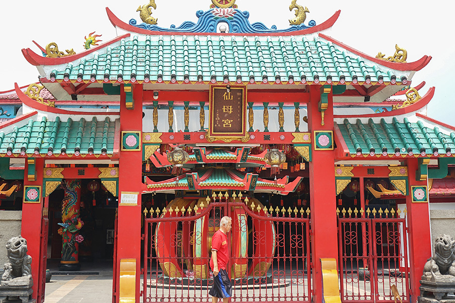 tempat wisata Karawang - Vihara Sian Djin Ku Poh