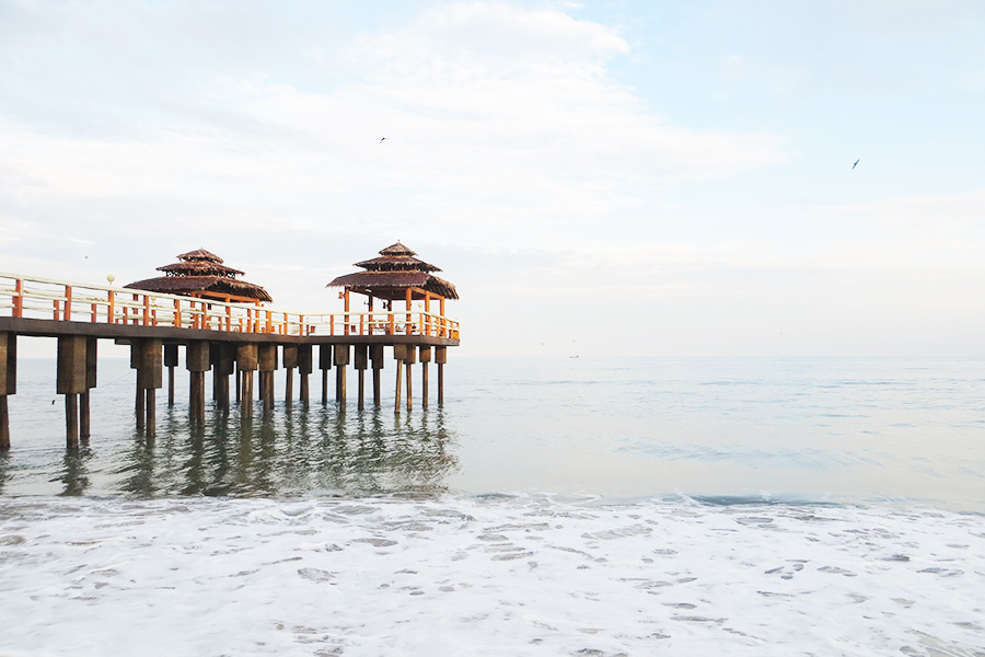 Pantai Sambolo