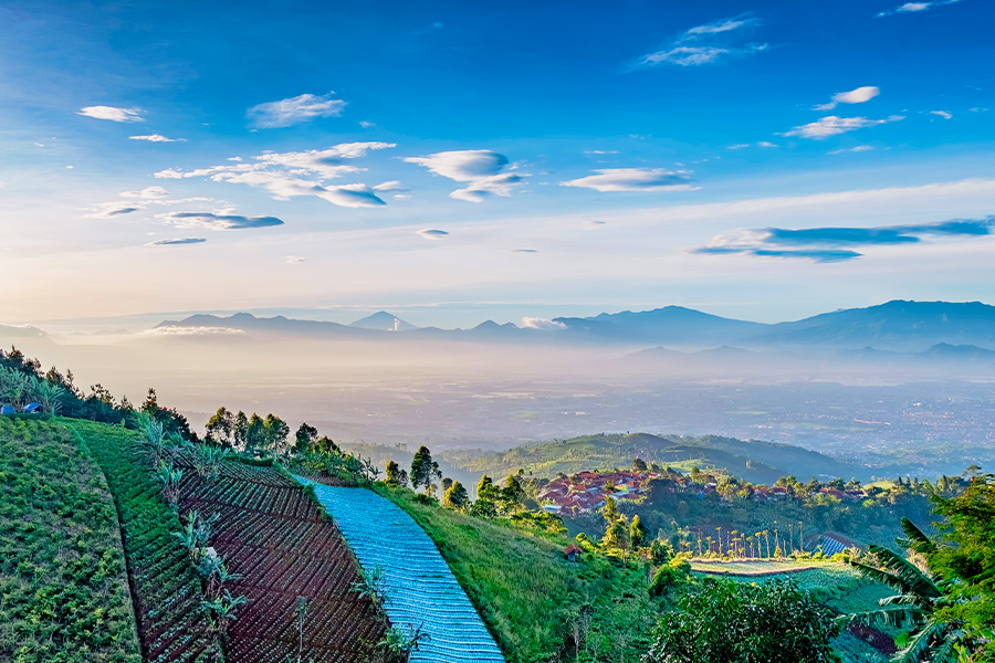wisata alam bandung - Bukit Moko