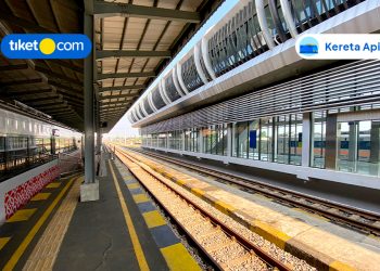 stasiun kereta terbesar di indonesia