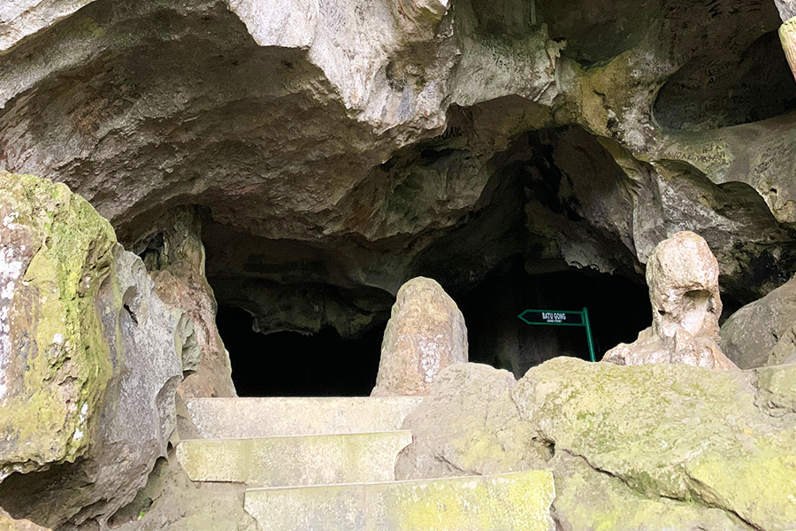 tempat wisata di payakumbuh - gua ngalau indah