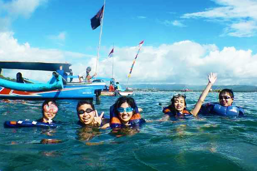 Having an outdoor activities with friends in the natural tourism of West Java, Pangandaran East Coast 