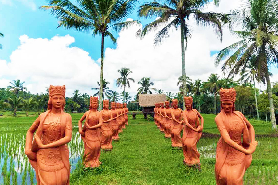 Taman Gandrung Terakota for your East Java Itinerary