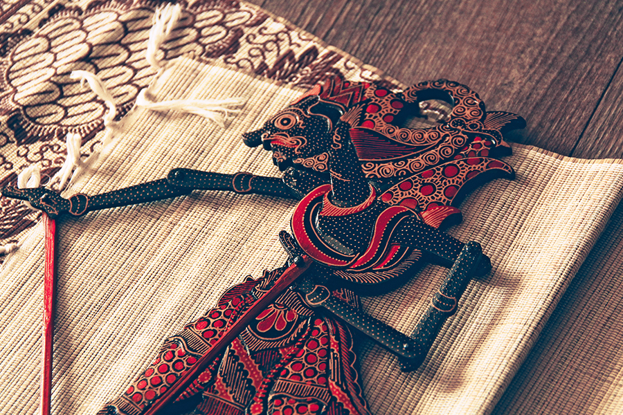 kerajinan khas indonesia - wayang kulit