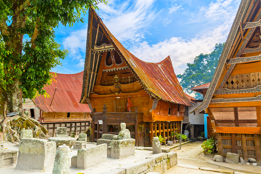 Things to do in Medang and surroundings, visit Huta Siallagan in Samosir Island
