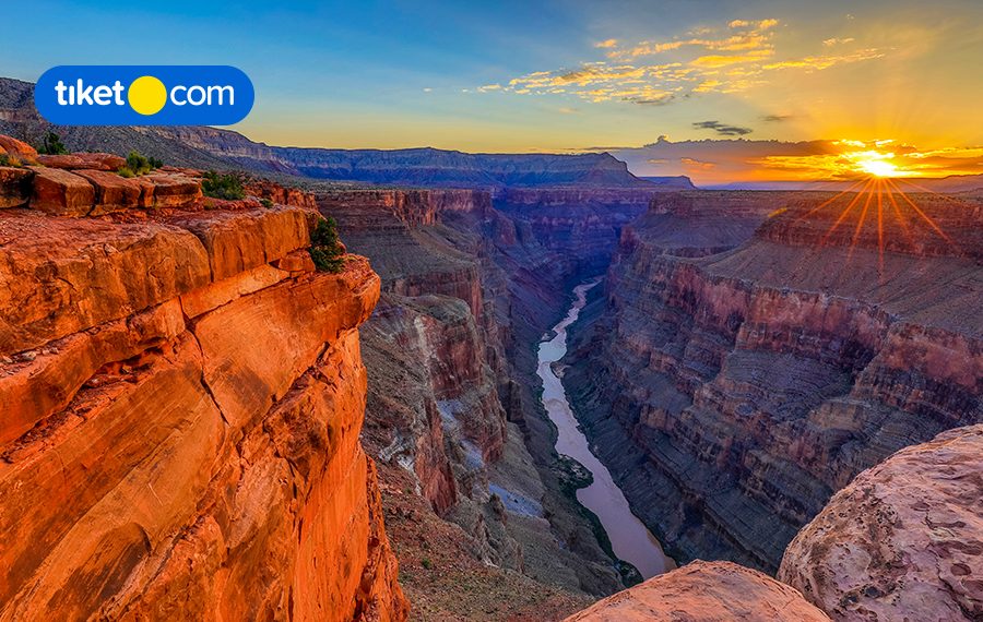 America Bucket List: Rekomendasi Tempat Wisata, Cara Apply Visa, dan Tips Liburan!