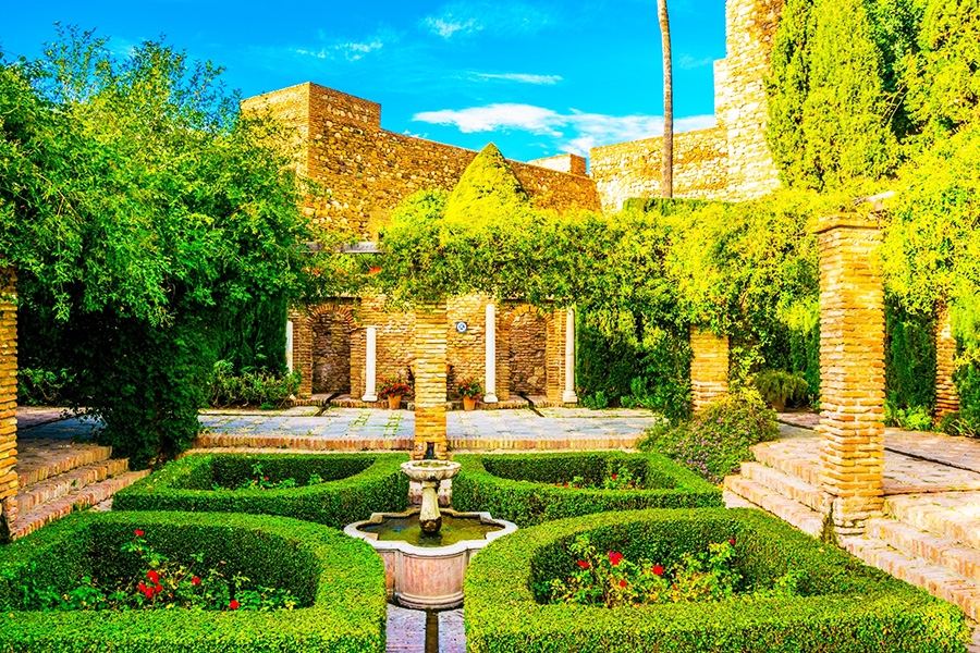 tempat wisata populer di malaga