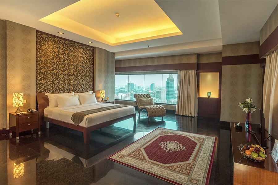 Hotel Jacuzzi Jakarta - Manhattan Hotel Jakarta