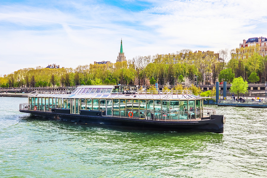 Tempat Wisata di Paris - Seine River