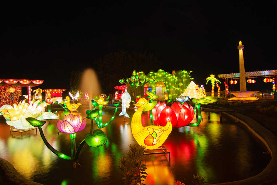 batu night spectacular