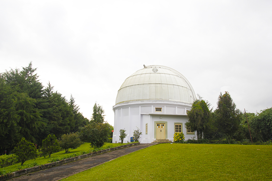 wisata lembang - Observatorium Bosscha 