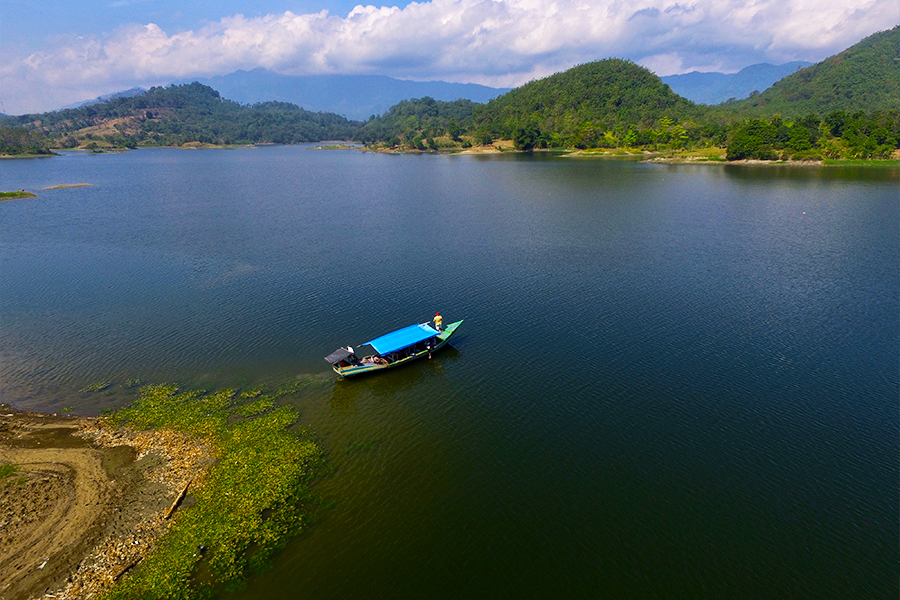 tempat wisata di brebes- Waduk Mahalayu