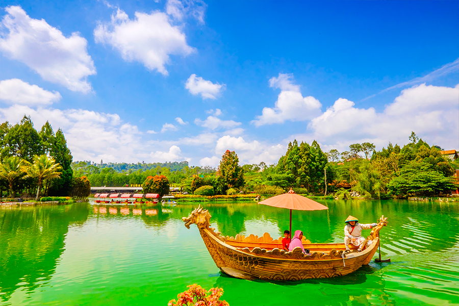 wisata lembang - Floating Market Lembang