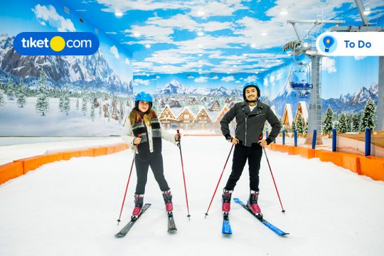 ide kado natal aktivitas bermain salju di Trans Snow World