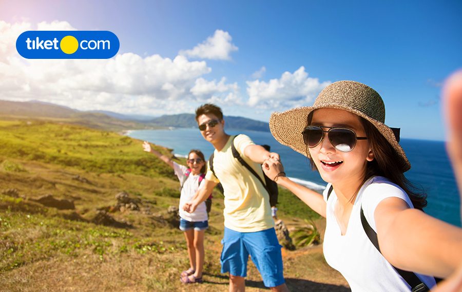 Pro Tips to Plan Your Year-End Family Vacation Affordably!