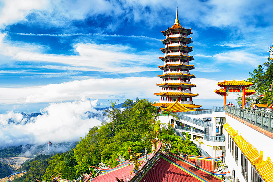 eksplor keindahan kuil di genting highland