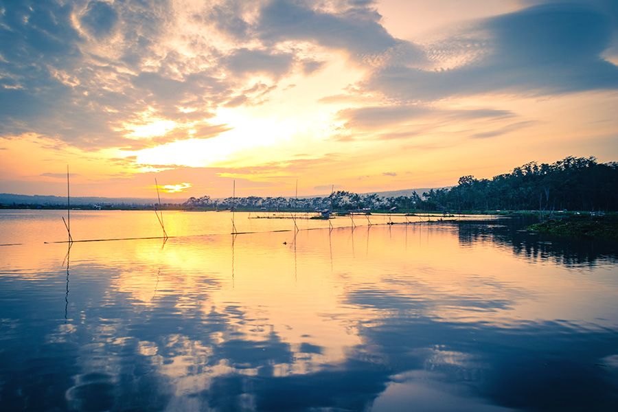 tempat wisata di salatiga - Rawa Pening