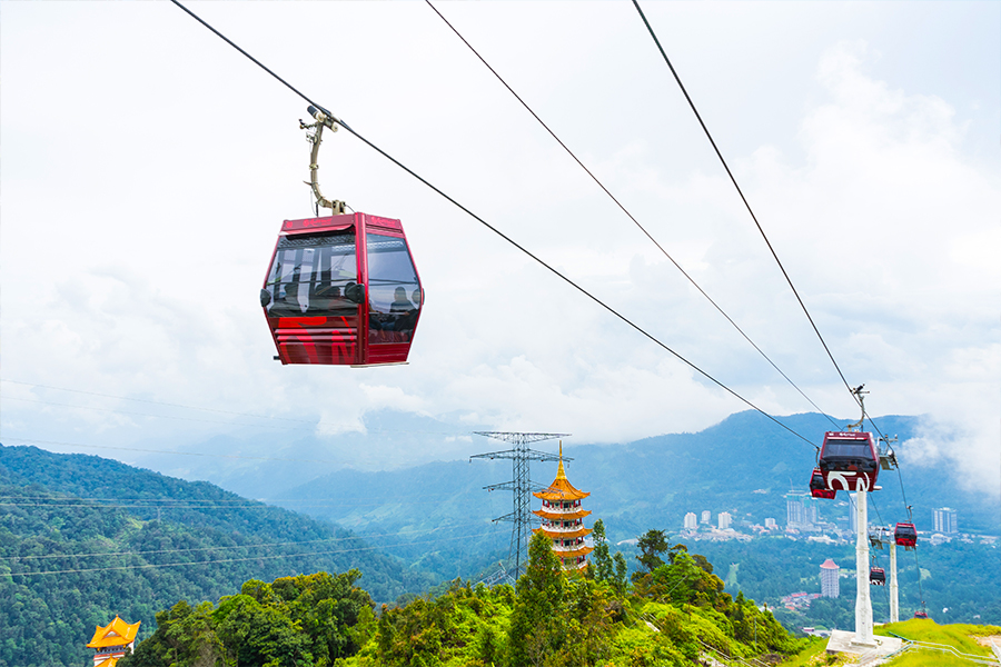 cable car is one of the popular attractions in singapore malaysia