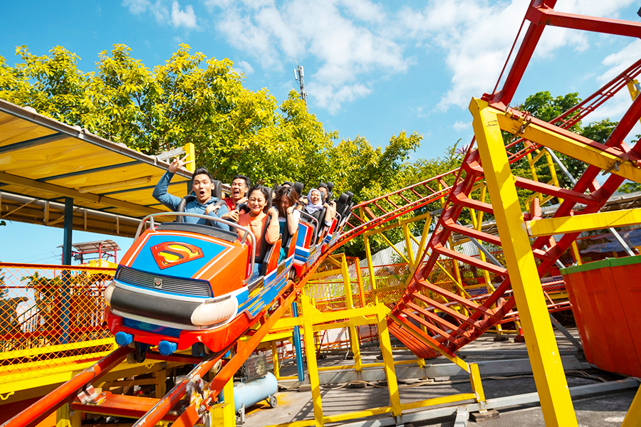roller coaster rides at jatim park 1