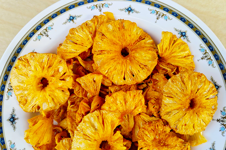 oleh oleh khas pekanbaru - Keripik Nanas