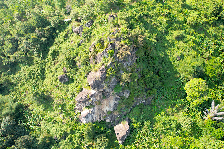 wisata di majalengka - Cadas Gantung