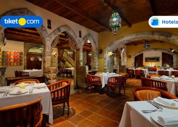 Feast For Your Tummy by Staying in Hotels with Buffet in Jakarta!