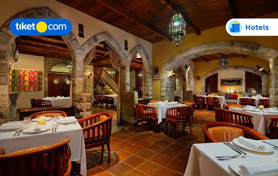 Feast For Your Tummy by Staying in Hotels with Buffet in Jakarta!