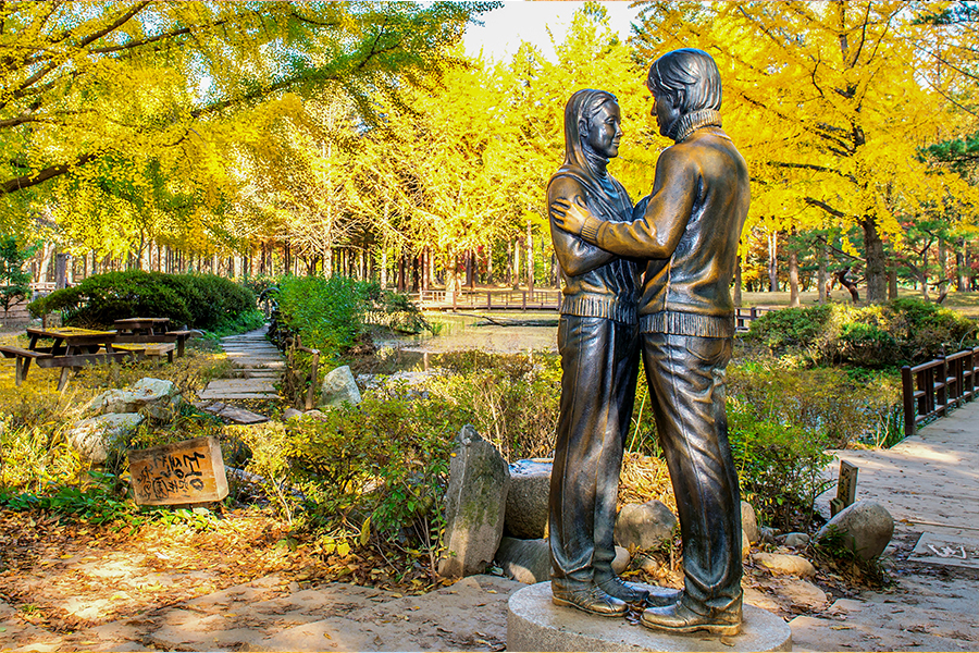 Patung Winter Sonata jadi spot paling wajib dikujungi di Nami Island, Korea Selatan