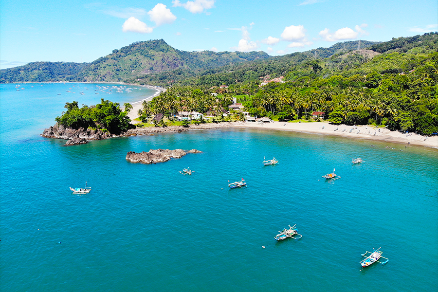 tempat wisata di sukabumi - Pantai Legon Pari