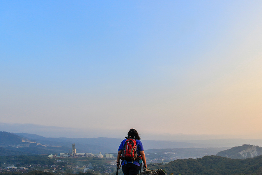 tempat wisata di sukabumi - Bukit Karang Para