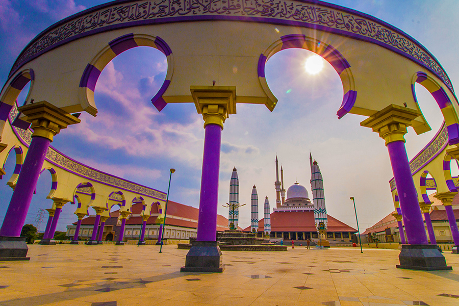 wisata malam semarang - Masjid Agung Jawa Tengah