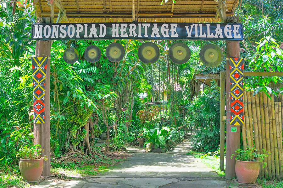 Tempat Wisata di Sabah - Monsopiad Heritage Village