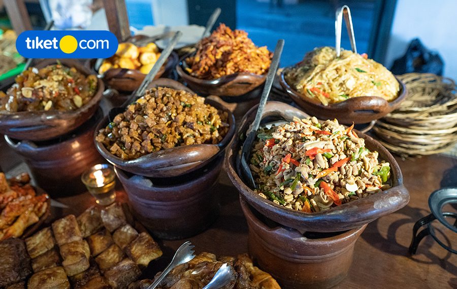 10 Kuliner Khas Jogja yang Wajib Kamu Coba, Awas Ketagihan!