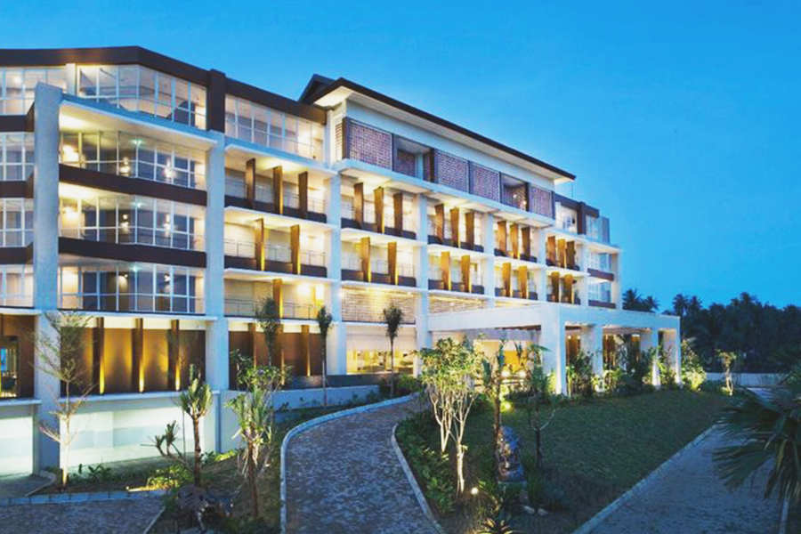luxury hotels in indonesia