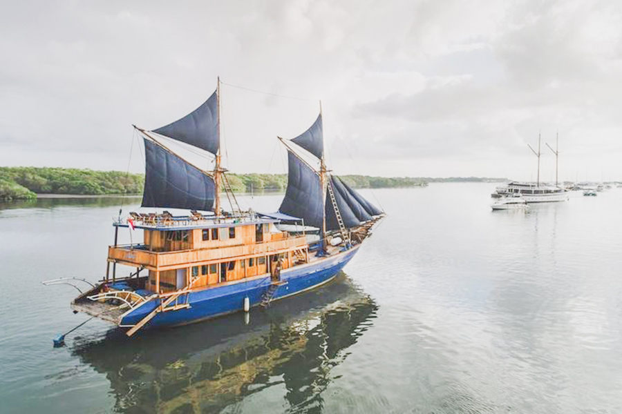 labuan bajo tour package
