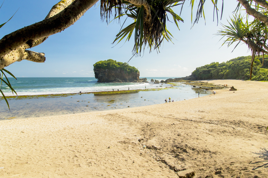 Jungwok Beach
