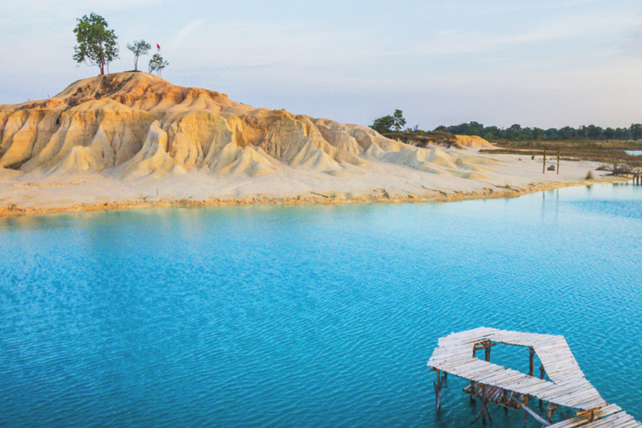 Explore Riau Islands - Busung Sand Dunes and Blue Lake