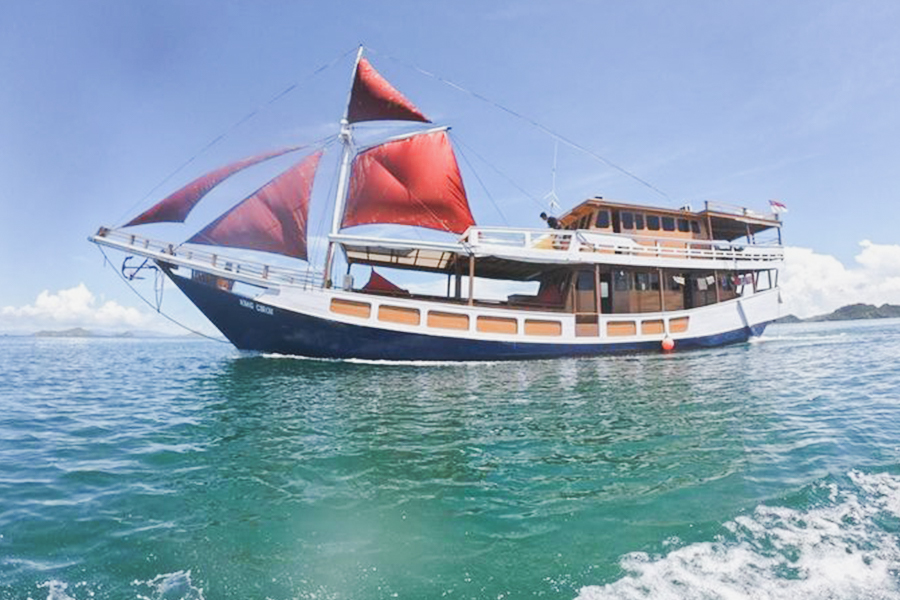 labuan bajo tour package