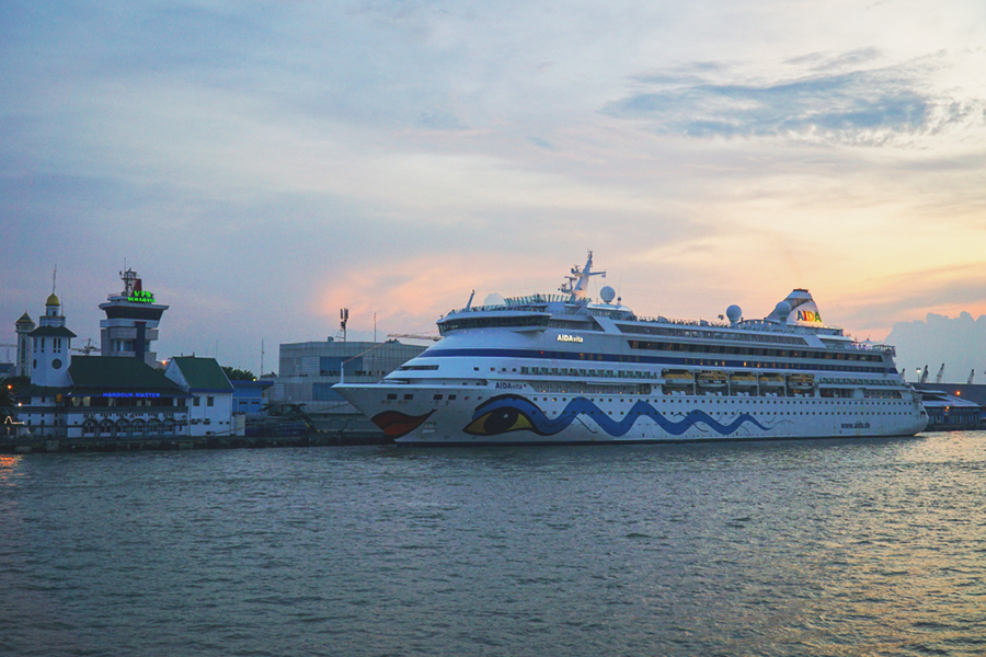 Wisata Sehari di Surabaya - Surabaya North Quay