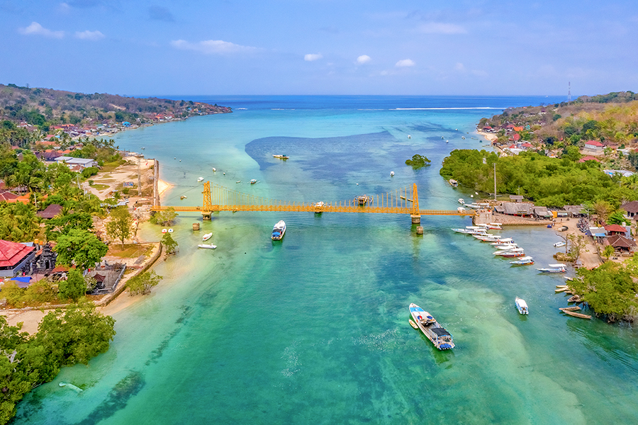 Nusa Lembongan dan Nusa Ceningan