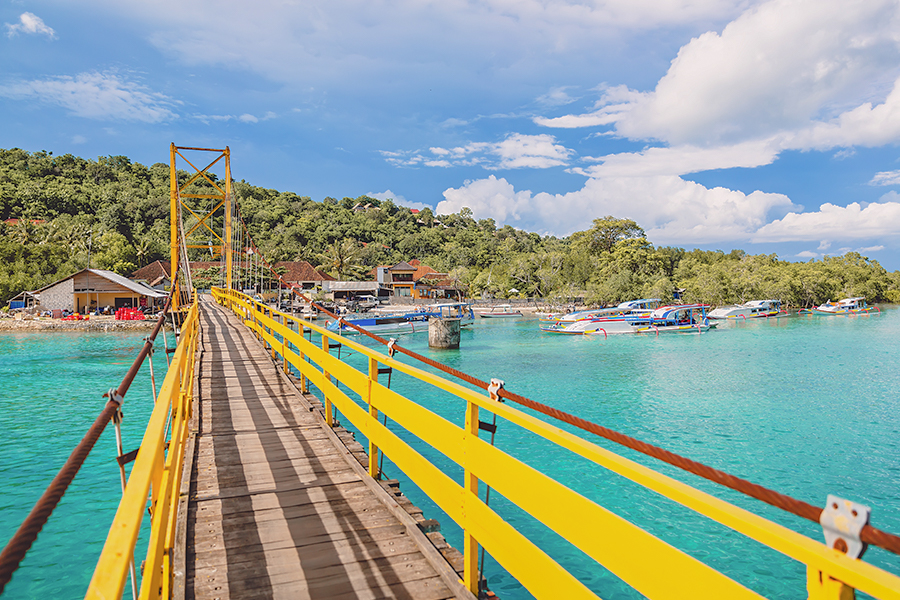 Nusa Lembongan dan Nusa Ceningan