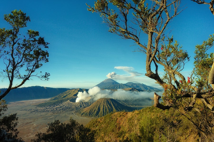 Liburan Keliling Indonesia