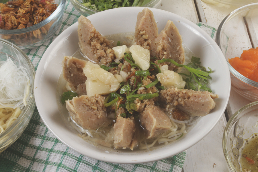 tempat makan bandung 24 jam