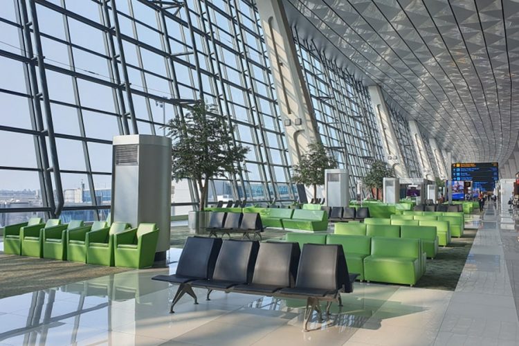 bandara tersibuk Indonesia