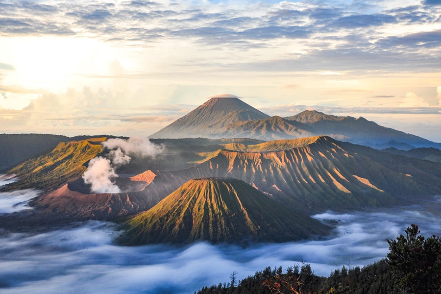 java adventure travel