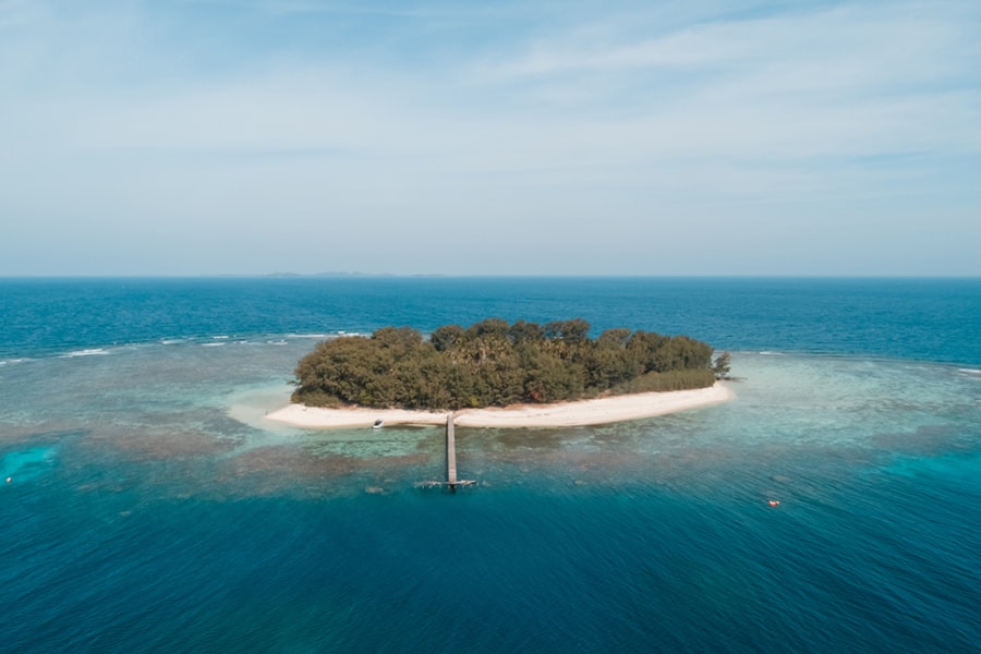 java adventure travel