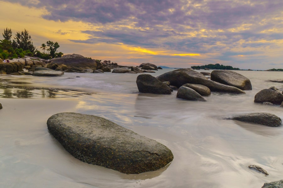 penyusuk island shore