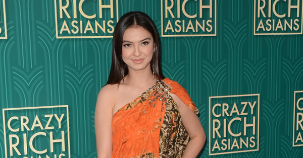 Fakta Unik Seungri - Berteman dengan Raline Shah