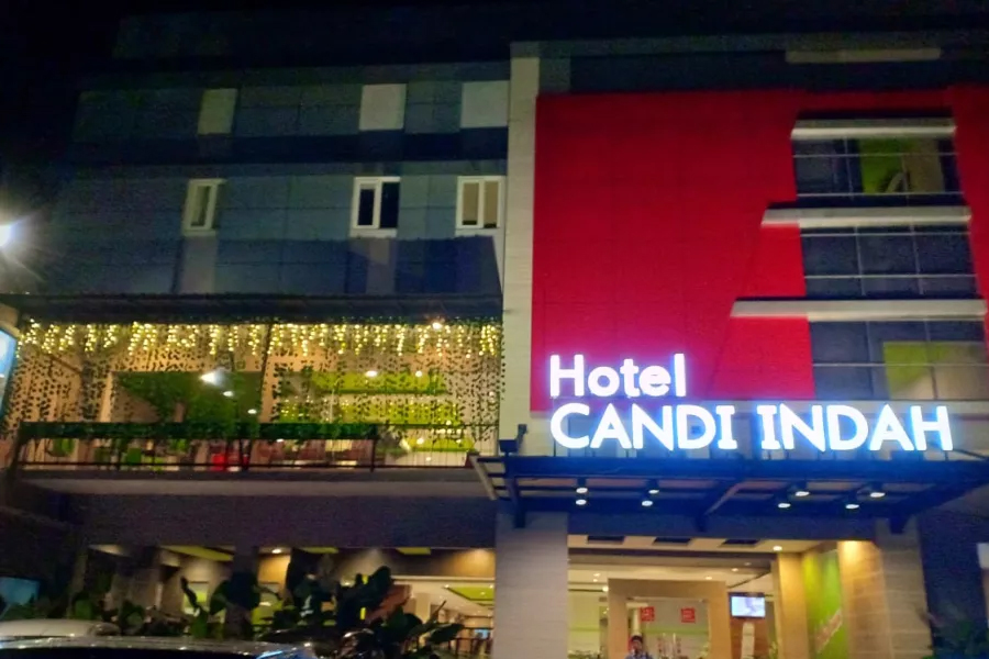 Hotel Dekat Tol Semarang